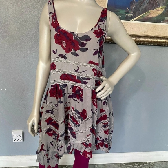 FP intimately short dress blouse very comfortable.in great condition size small - Picture 2 of 6